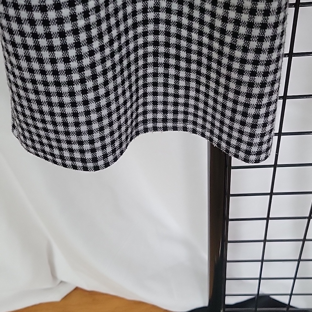 American Eagle Pants, 6, Black/White Checker. - Picture 8 of 13
